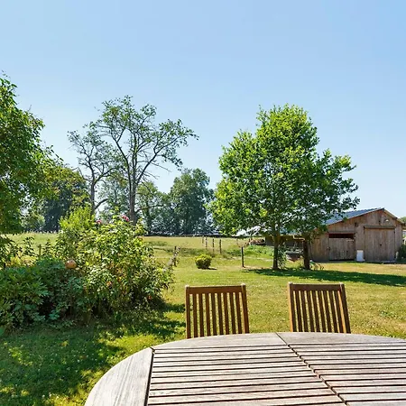 La Petite Chaumiere Semesterbostad *